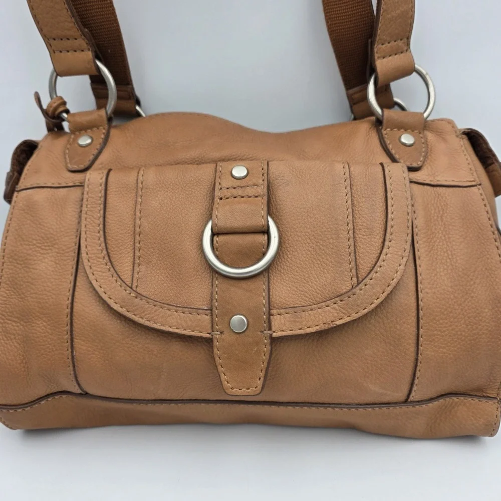 Vtg Fossil Maddox Tan Beige Leather Satchel Purse Bag Top Handles Lg. Key Charm